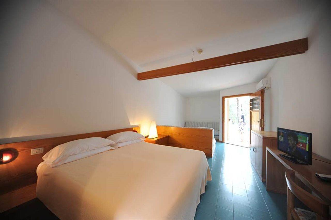 Hotel Kyrie Isole Tremiti سان دومينو المظهر الخارجي الصورة