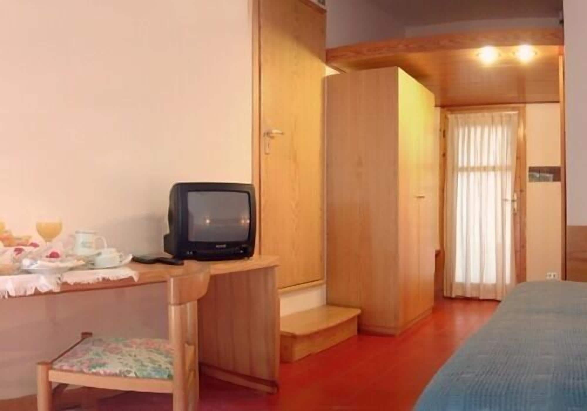 Hotel Kyrie Isole Tremiti سان دومينو المظهر الخارجي الصورة