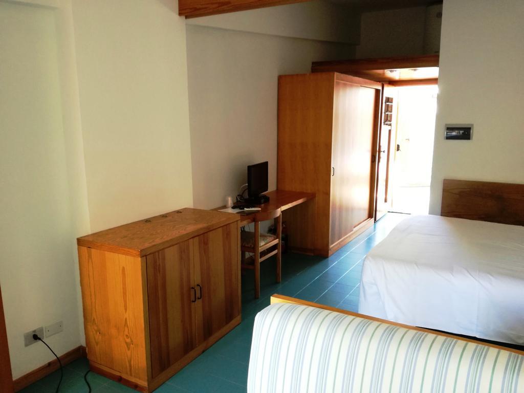 Hotel Kyrie Isole Tremiti سان دومينو المظهر الخارجي الصورة